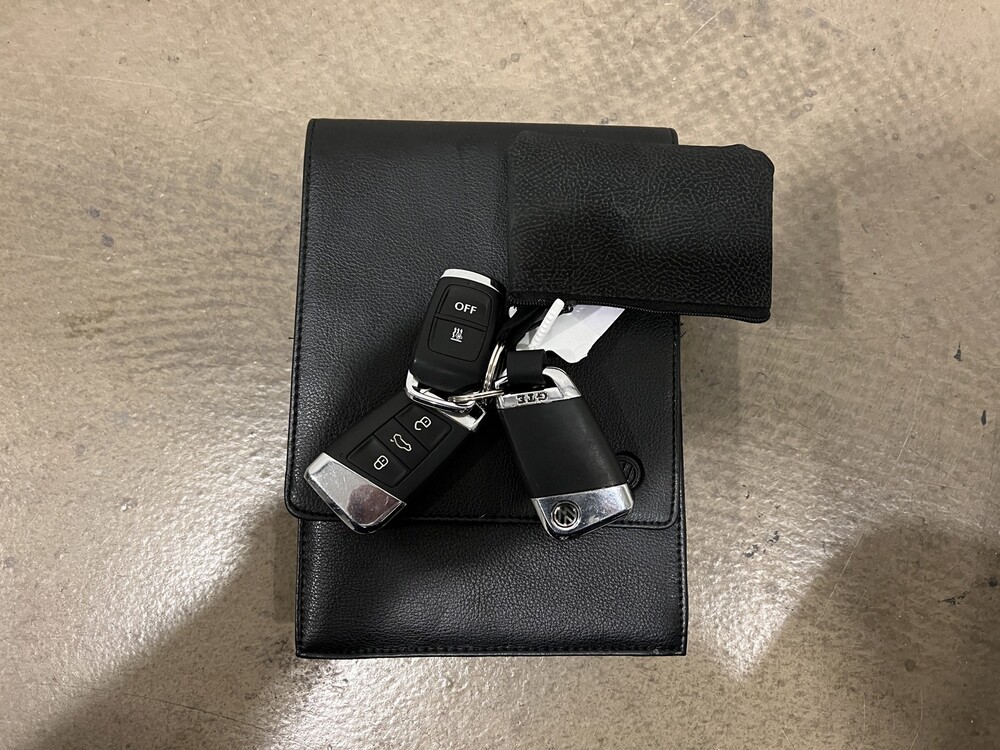 Volkswagen Passat Variant GTE 1.4 TSI Highline 218hp 2016, XG-966-V