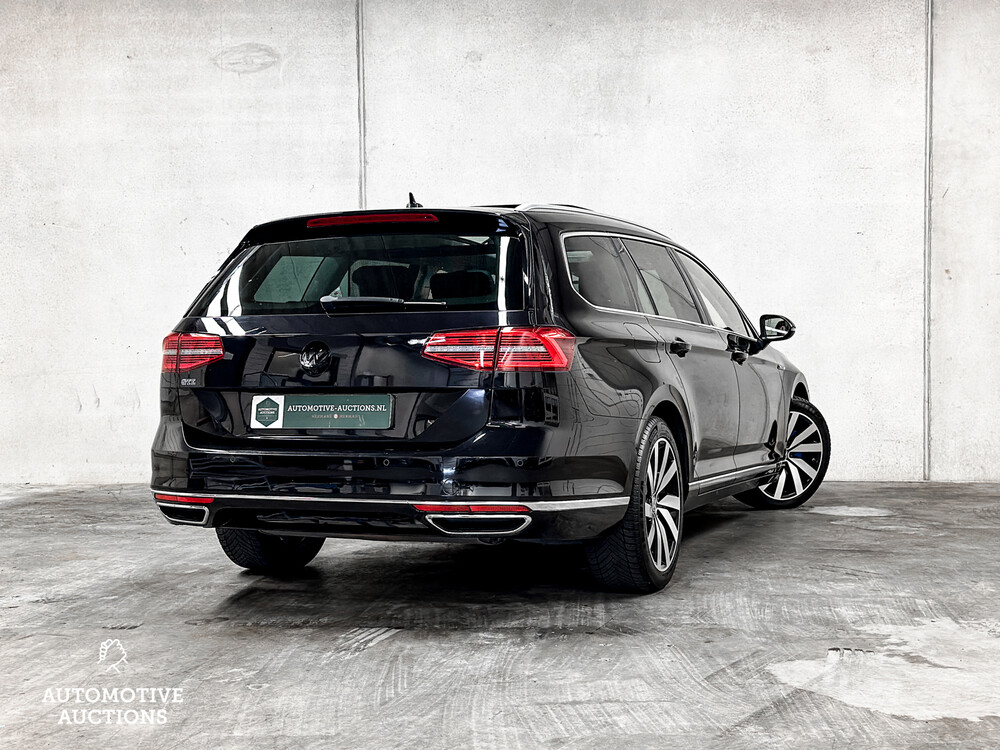 Volkswagen Passat Variant GTE 1.4 TSI Highline 218hp 2016, XG-966-V