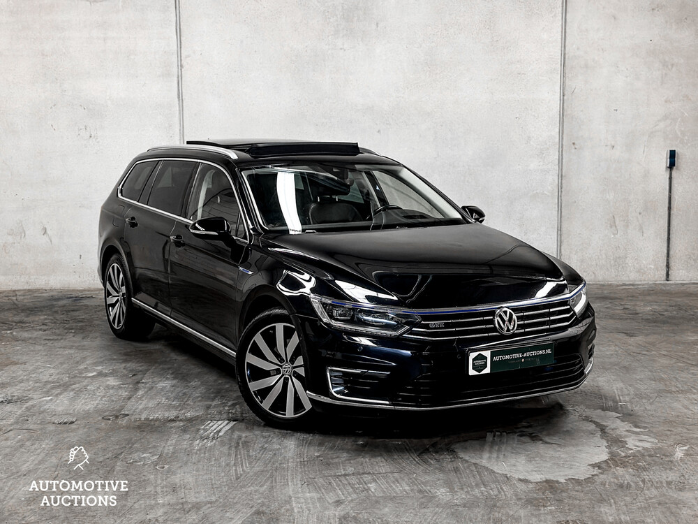 Volkswagen Passat Variant GTE 1.4 TSI Highline 218hp 2016, XG-966-V