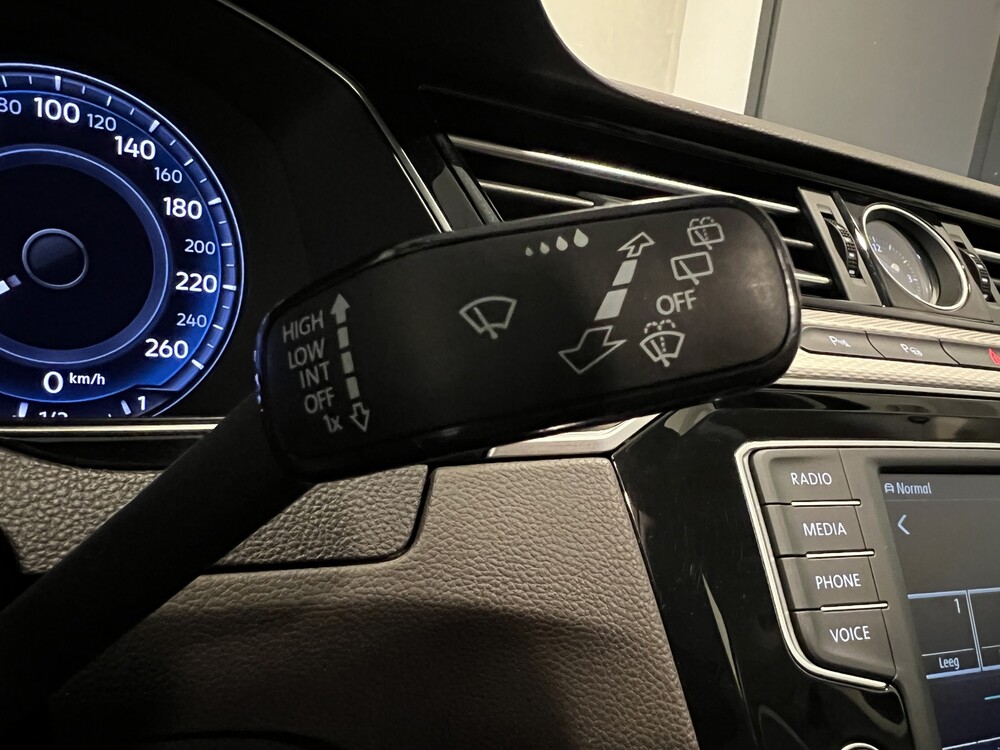 Volkswagen Passat Variant GTE 1.4 TSI Highline 218hp 2016, XG-966-V