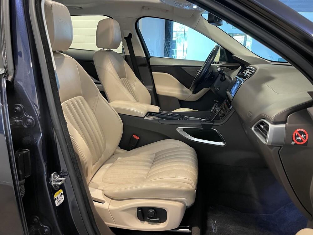 Jaguar F-Pace 3.0 S AWD 30d 300hp 2016, N-452-DF