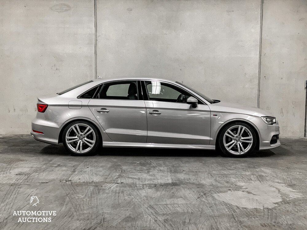 Audi A3 Limousine S-Line 1.4 TFSI 150PS 2014 -Orig. DE-, 6-XHD-73