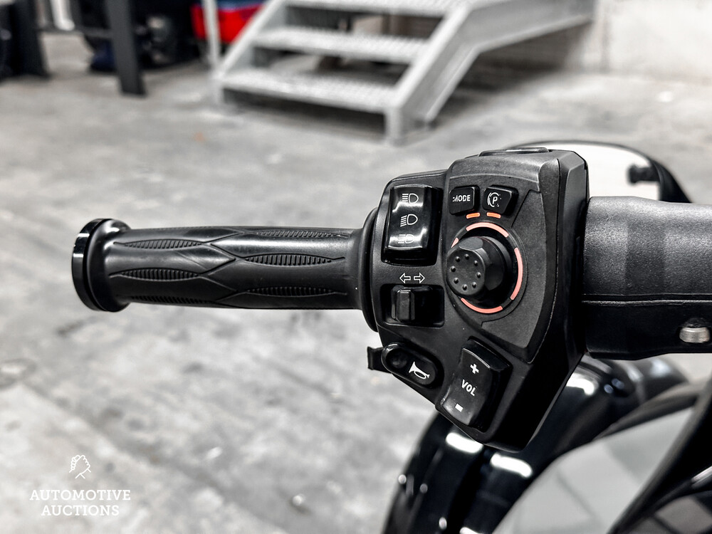 Can Am Spyder F3-S SM6 113hp Can-Am 2022 NEW-MODEL, R-163-XS