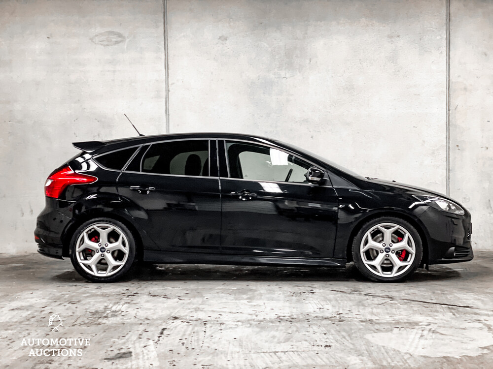 Ford Focus ST-3 2.0 EcoBoost 250PS 2014, K-925-DG