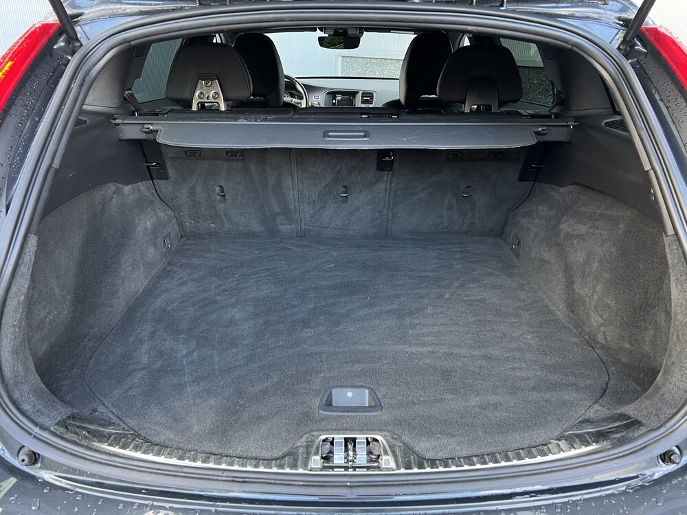 Volvo V60 2.0 D3 136hp 2015, ZN-778-S