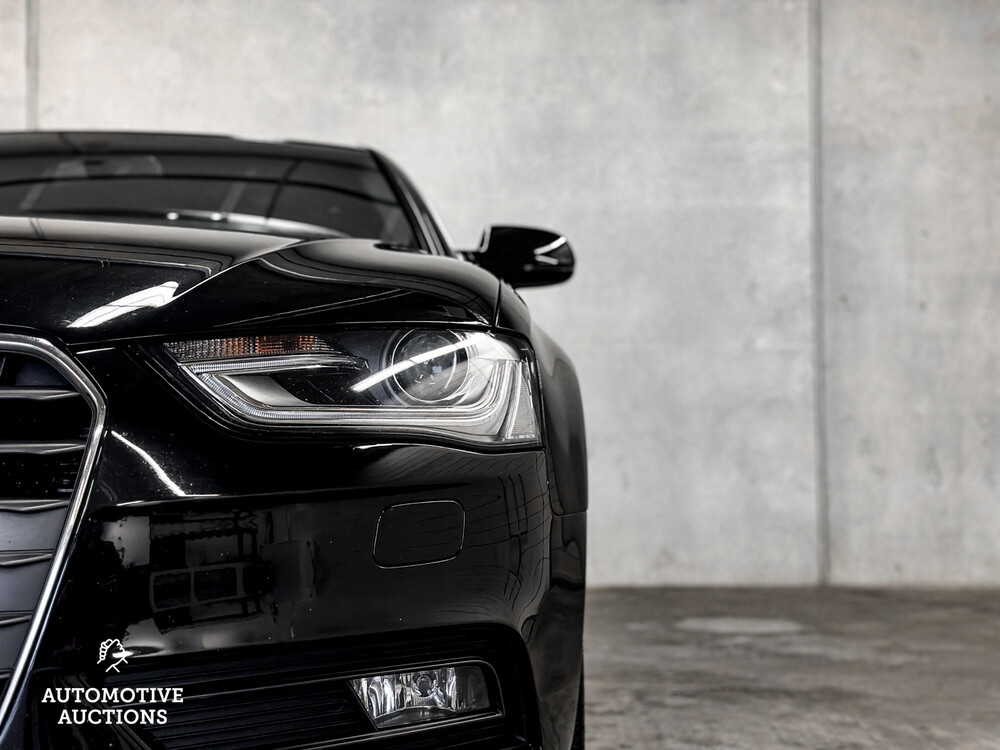 Audi A4 Avant 2.0 TDI Ultra Advance 136PS 2015 -orig. NL-, HL-711-X