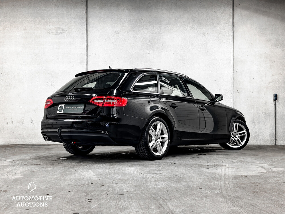 Audi A4 Avant 2.0 TDI Ultra Advance 136PS 2015 -orig. NL-, HL-711-X