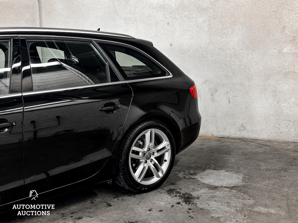 Audi A4 Avant 2.0 TDI Ultra Advance 136PS 2015 -orig. NL-, HL-711-X