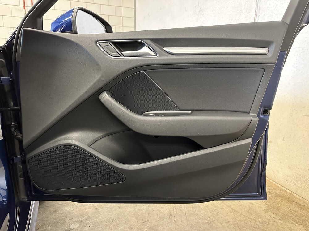 Audi A3 Sportback 1.6 TDI ultra Edition 110PS 2013 -Orig. DE-, 1-SRG-01