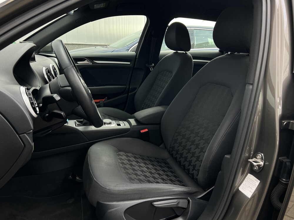 Audi A3 Sportback 1.6 TDI Ultra Edition 110hp 2013 -Orig. GB-, 9-TBL-15