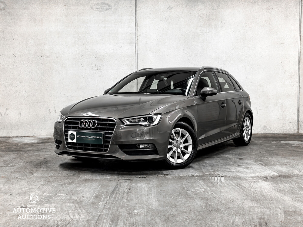 Audi A3 Sportback 1.6 TDI Ultra Edition 110pk 2013 -Orig. NL-, 9-TBL-15
