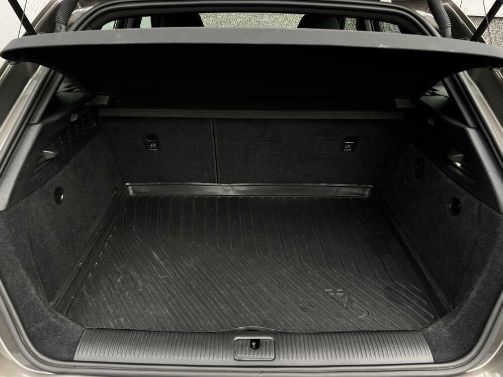 Audi A3 Sportback 1.6 TDI Ultra Edition 110hp 2013 -Orig. GB-, 9-TBL-15