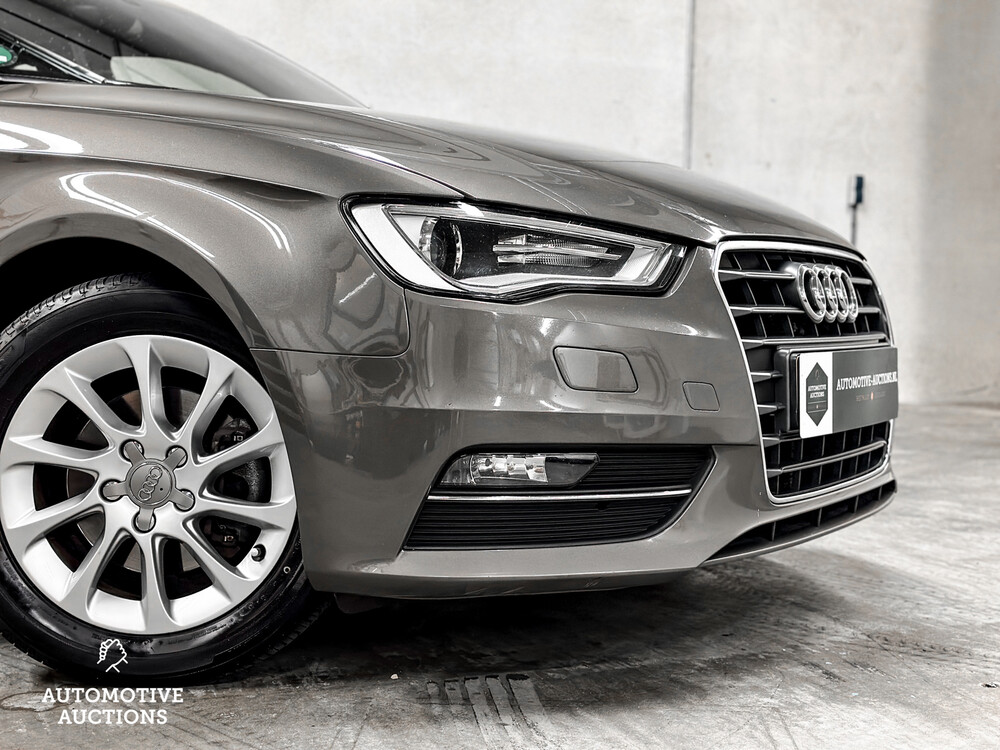 Audi A3 Sportback 1.6 TDI Ultra Edition 110hp 2013 -Orig. GB-, 9-TBL-15