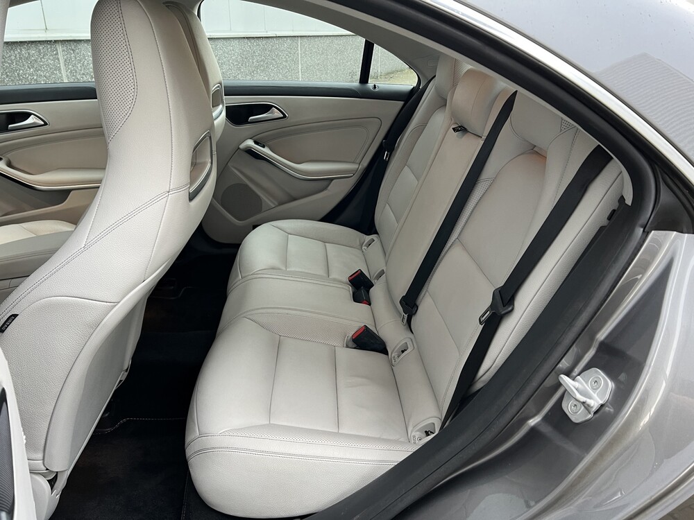 Mercedes-Benz CLA180 AMG CDI Prestige 109PS 2015 CLA Klasse -Orig. NL-, GJ-841-V