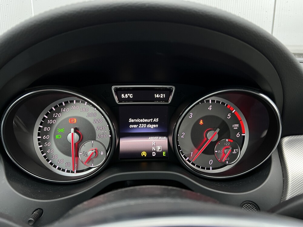 Mercedes-Benz CLA180 AMG CDI Prestige 109PS 2015 CLA Klasse -Orig. NL-, GJ-841-V