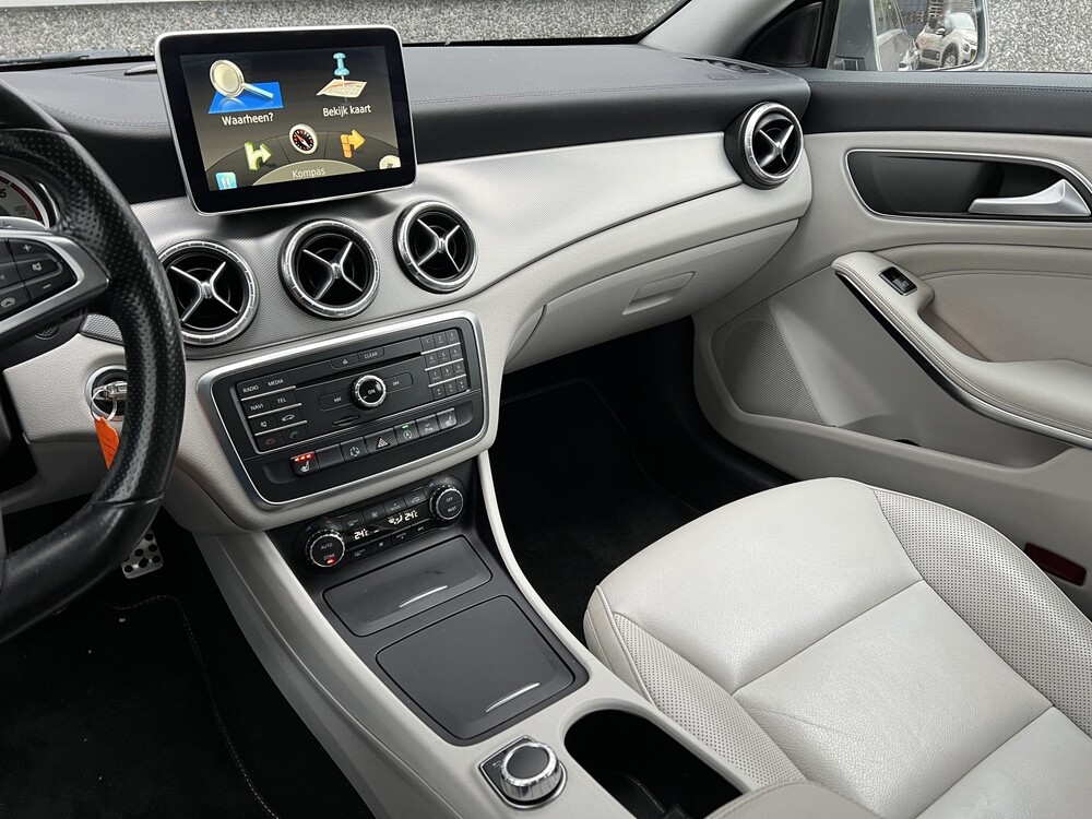 Mercedes-Benz CLA180 AMG CDI Prestige 109PS 2015 CLA Klasse -Orig. NL-, GJ-841-V