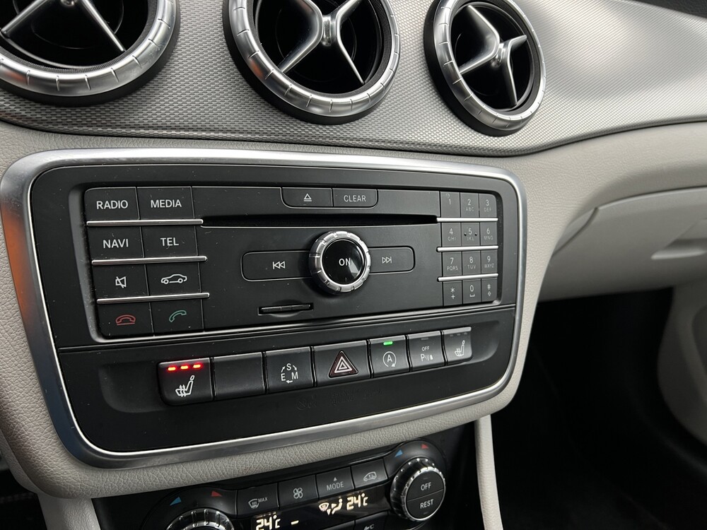 Mercedes-Benz CLA180 AMG CDI Prestige 109PS 2015 CLA Klasse -Orig. NL-, GJ-841-V