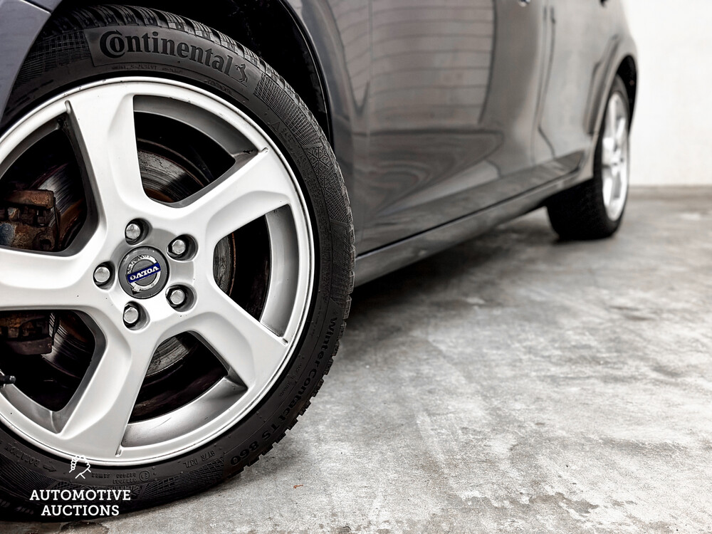 Volvo V60 1.6 T4 Momentum 179hp 2013, 06-ZRV-7