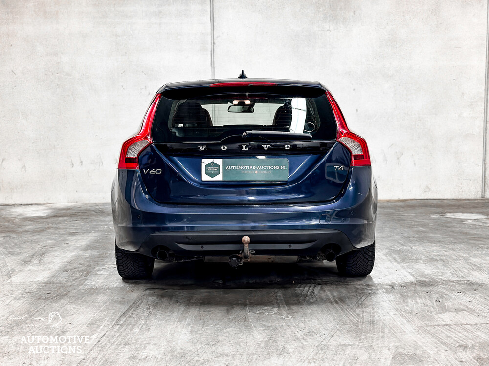 Volvo V60 1.6 T4 Momentum 179hp 2013, 06-ZRV-7