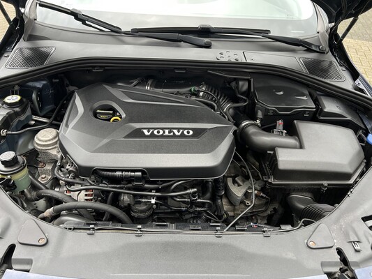 Volvo V60 1.6 T4 Momentum 179hp 2013, 06-ZRV-7