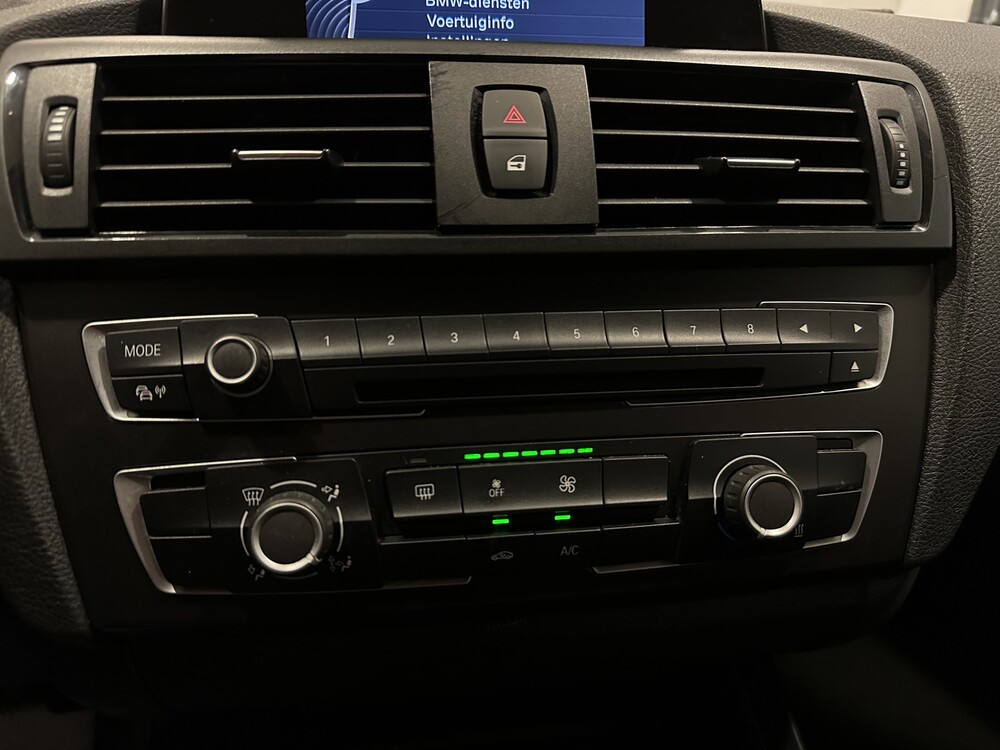 BMW 116i Sport Line Upgrade Edition 136PS 2012 1er -Orig. GB-, 54-XZF-8