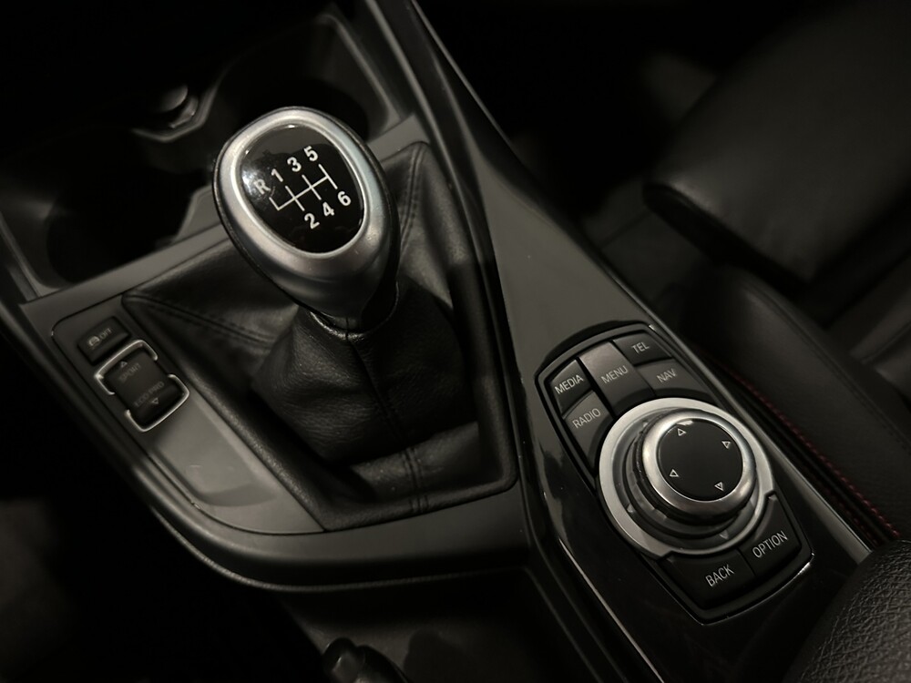 BMW 116i Sport Line Upgrade Edition 136PS 2012 1er -Orig. GB-, 54-XZF-8