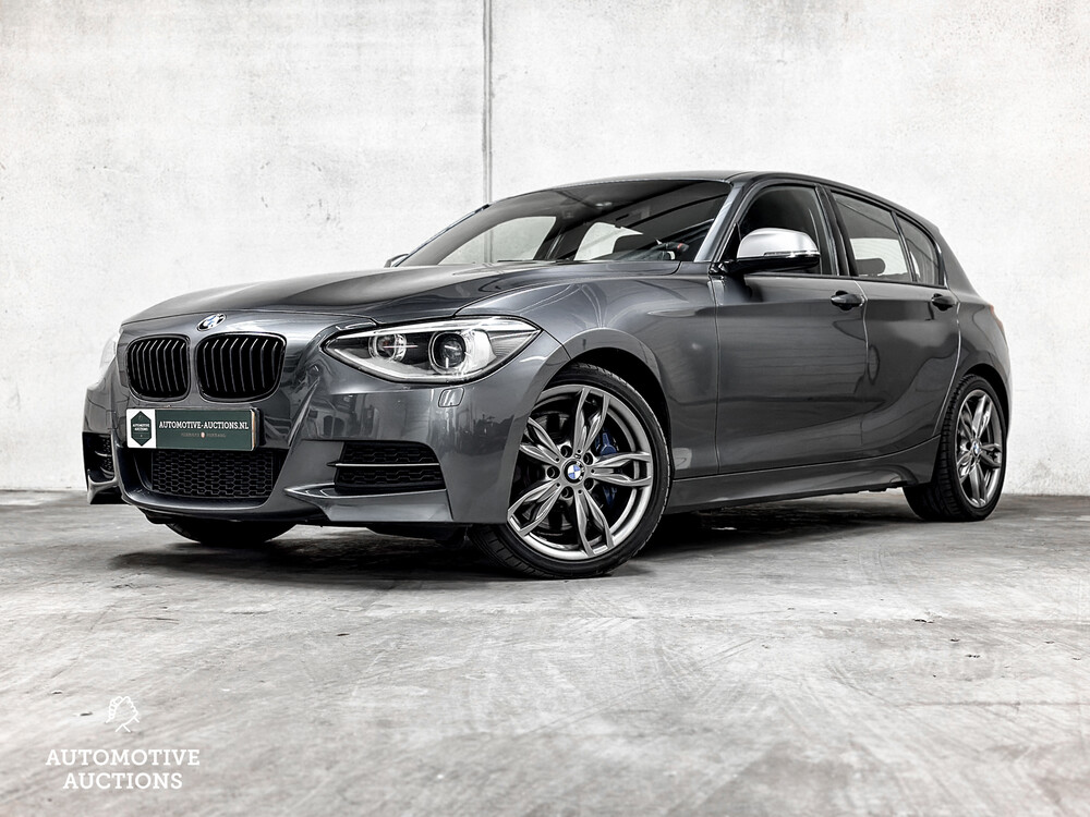 BMW M135i xDrive High Executive F20 320PS 2014 1er -Orig. NL-, 1-TGB-69