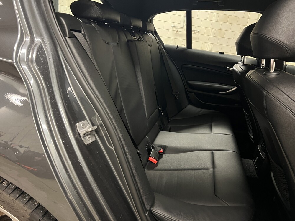 BMW M135i xDrive High Executive F20 320PS 2014 1er -Orig. NL-, 1-TGB-69
