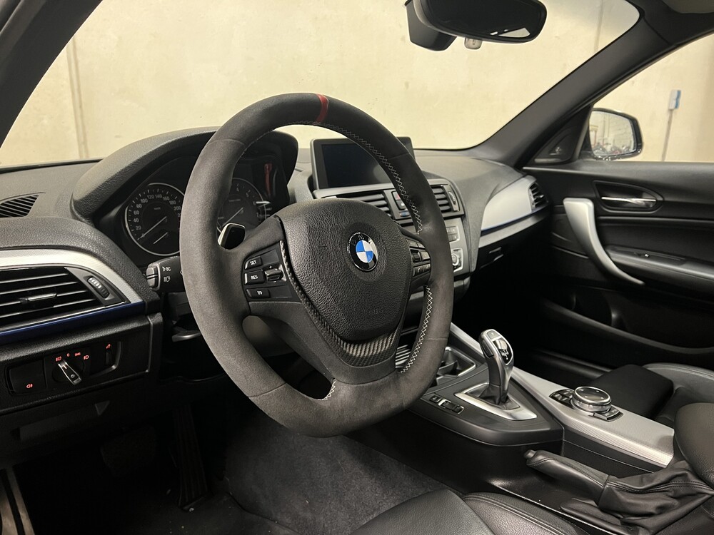 BMW M135i xDrive High Executive F20 320PS 2014 1er -Orig. NL-, 1-TGB-69