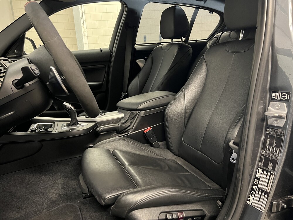 BMW M135i xDrive High Executive F20 320PS 2014 1er -Orig. NL-, 1-TGB-69