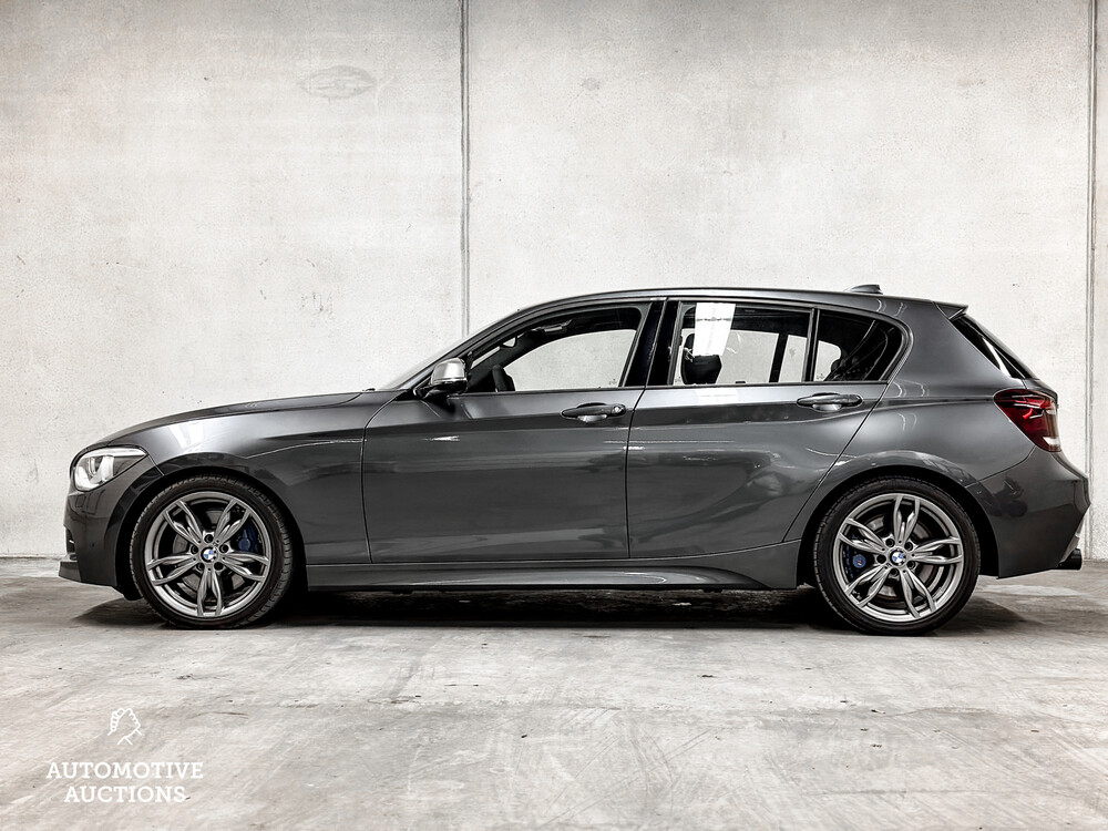 BMW M135i xDrive High Executive F20 320PS 2014 1er -Orig. NL-, 1-TGB-69