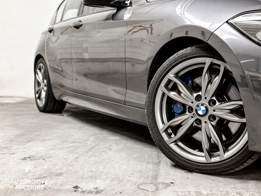 BMW M135i xDrive High Executive F20 320PS 2014 1er -Orig. NL-, 1-TGB-69