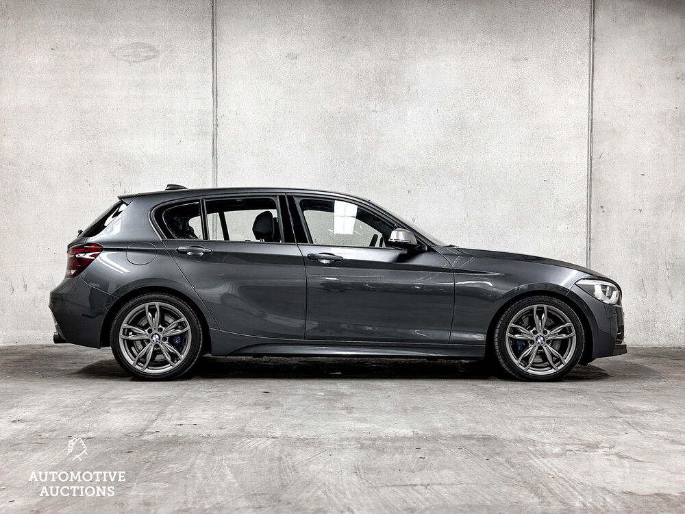 BMW M135i xDrive High Executive F20 320PS 2014 1er -Orig. NL-, 1-TGB-69