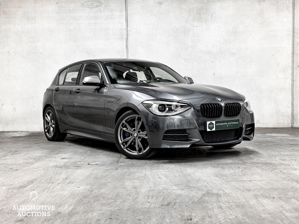 BMW M135i xDrive High Executive F20 320PS 2014 1er -Orig. NL-, 1-TGB-69