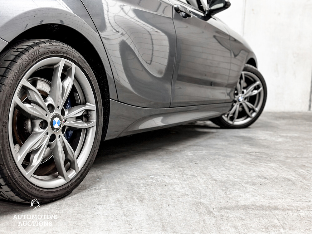 BMW M135i xDrive High Executive F20 320PS 2014 1er -Orig. NL-, 1-TGB-69