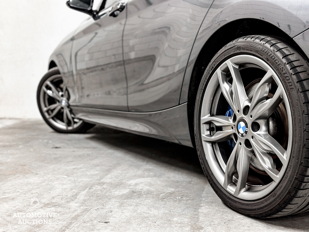 BMW M135i xDrive High Executive F20 320PS 2014 1er -Orig. NL-, 1-TGB-69