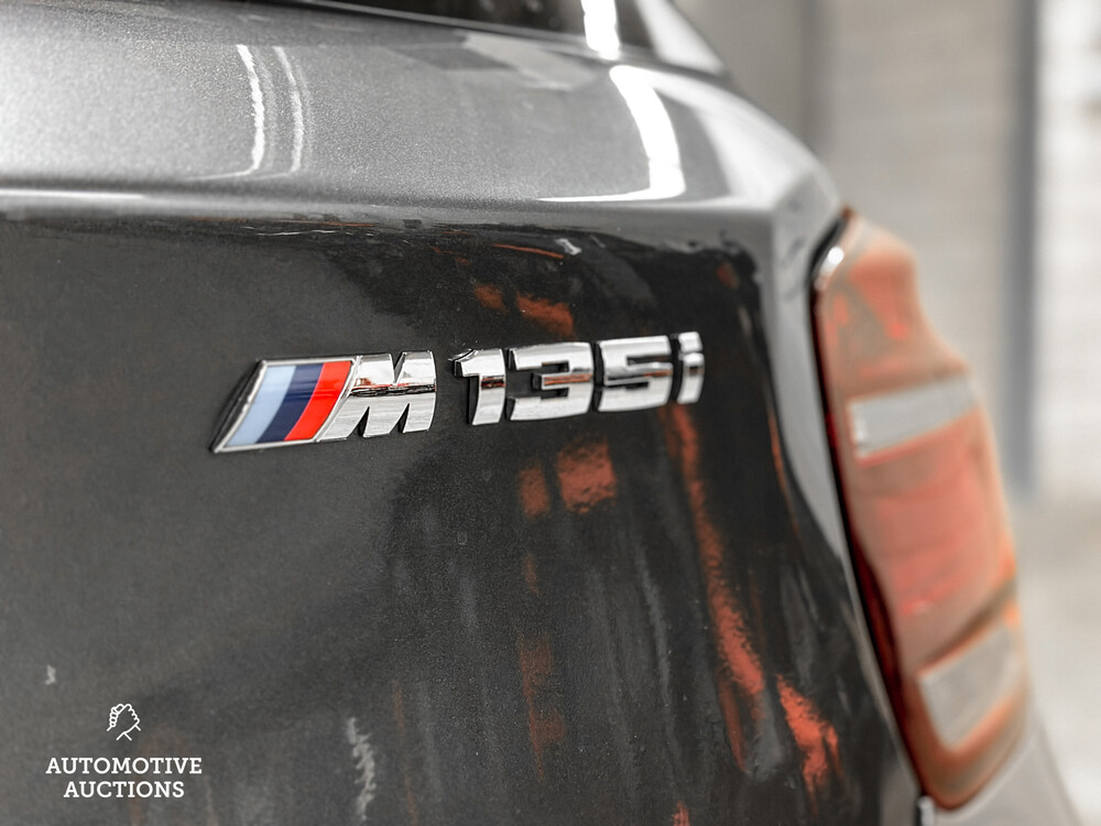 BMW M135i xDrive High Executive F20 320PS 2014 1er -Orig. NL-, 1-TGB-69