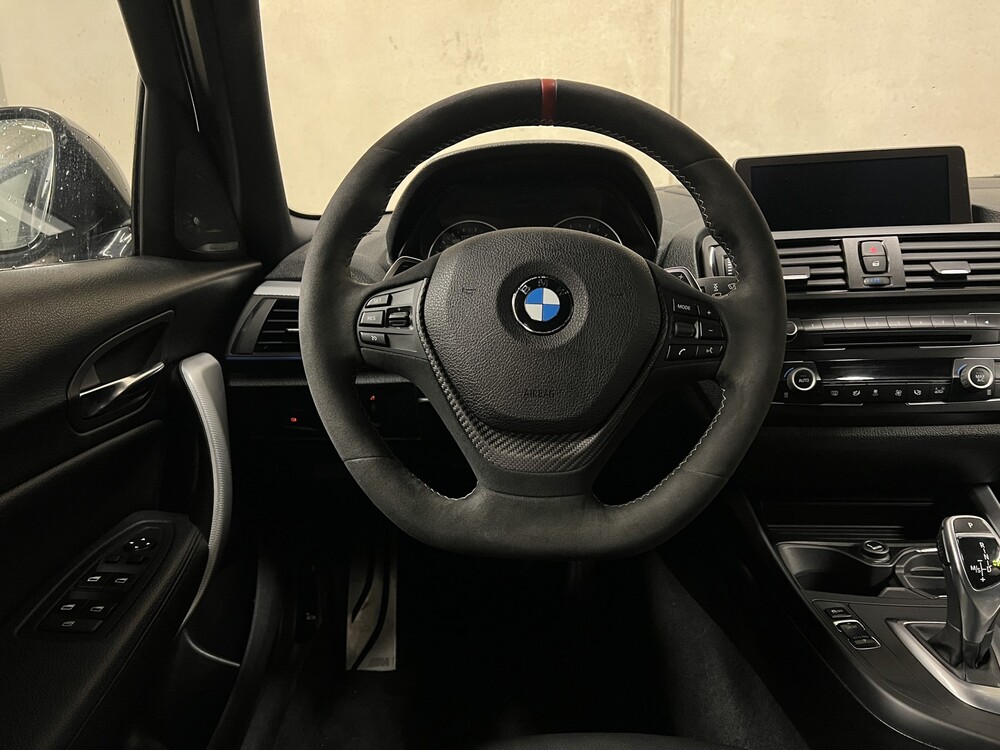 BMW M135i xDrive High Executive F20 320PS 2014 1er -Orig. NL-, 1-TGB-69