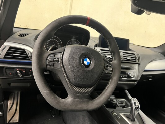 BMW M135i xDrive High Executive F20 320pk 2014 1-serie -Orig. NL-, 1-TGB-69