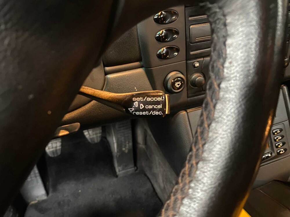 Porsche 911 Carrera 996 3.4 300PS 2001 -Youngtimer-