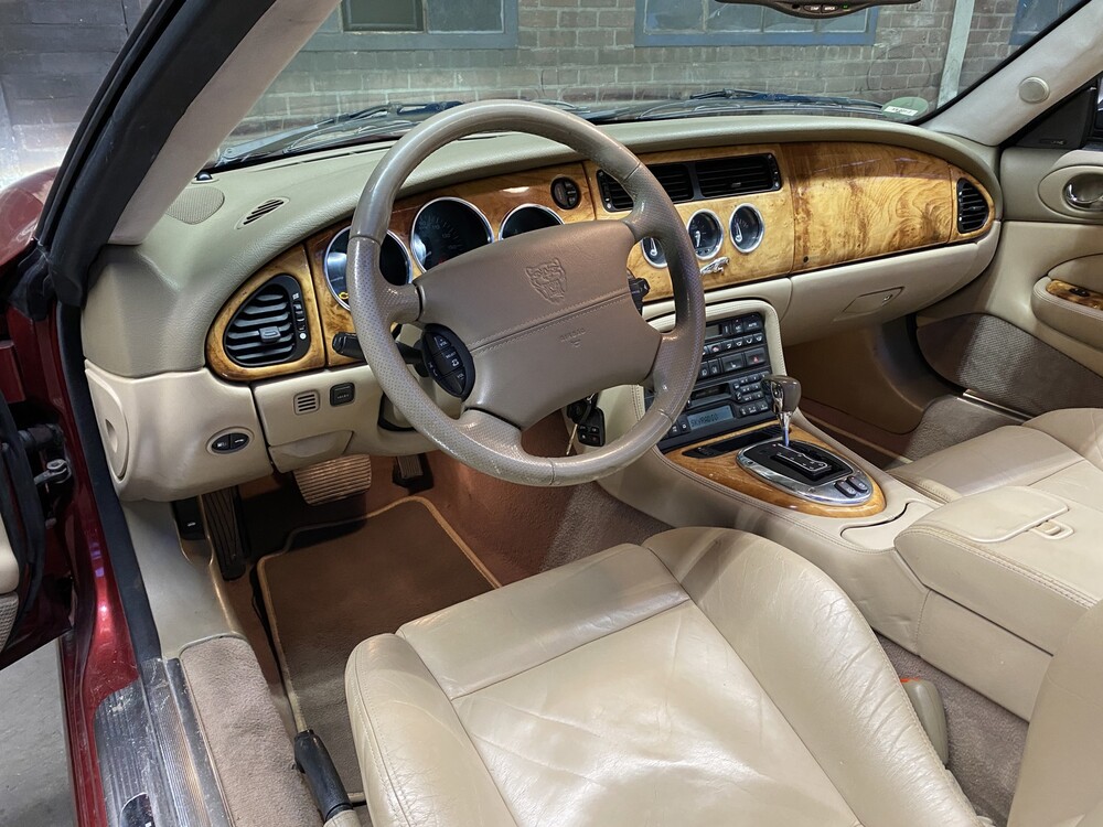 Jaguar XK8 4.2 V8 Cabriolet -Victory Edition- 305PS 2006, L-150-KX