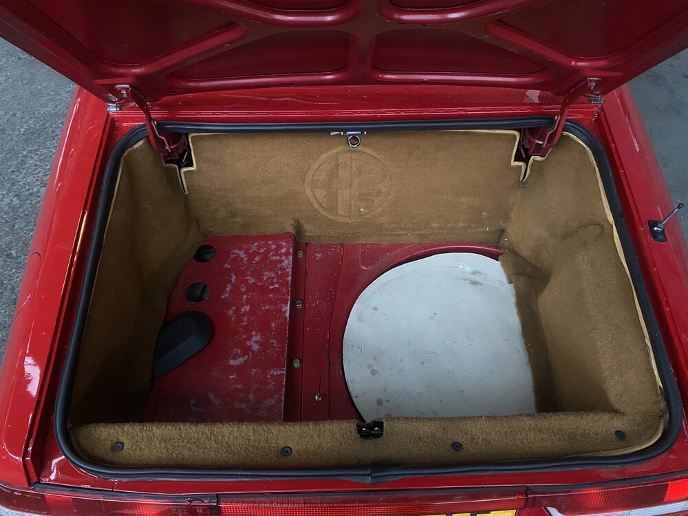 Alfa Romeo Spider 2.0 1991 117PS -Orig. NL-, YZ-30-YF -Youngtimer- 