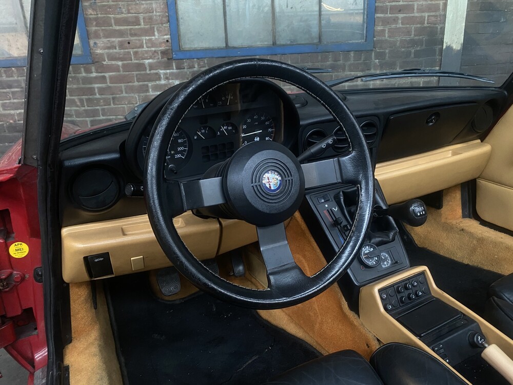 Alfa Romeo Spider 2.0 1991 117PS -Orig. NL-, YZ-30-YF -Youngtimer- 