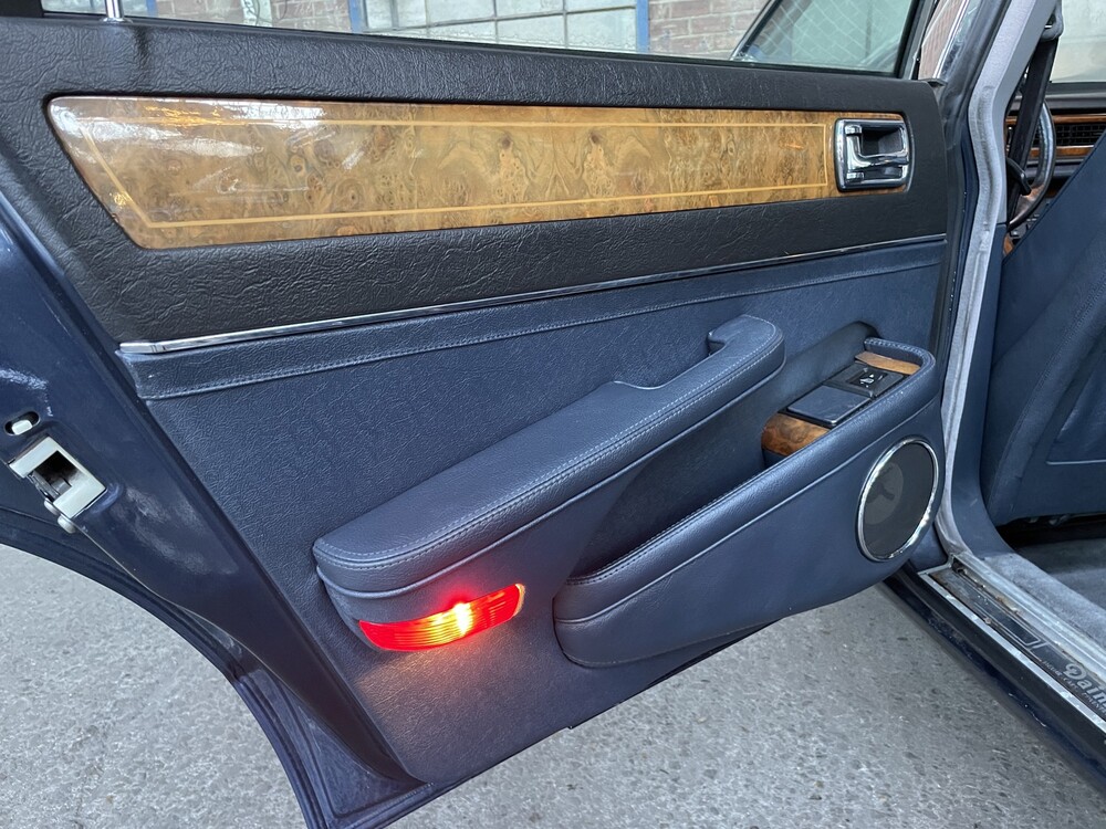 Daimler 4.0 L6 238PS 1990 -Youngtimer-