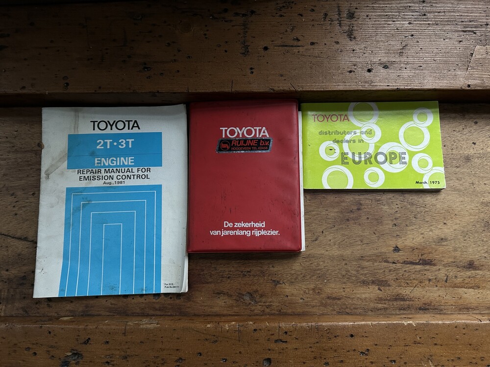 Toyota Carina 1.6 de Luxe 75PS 1976, 98-JU-66