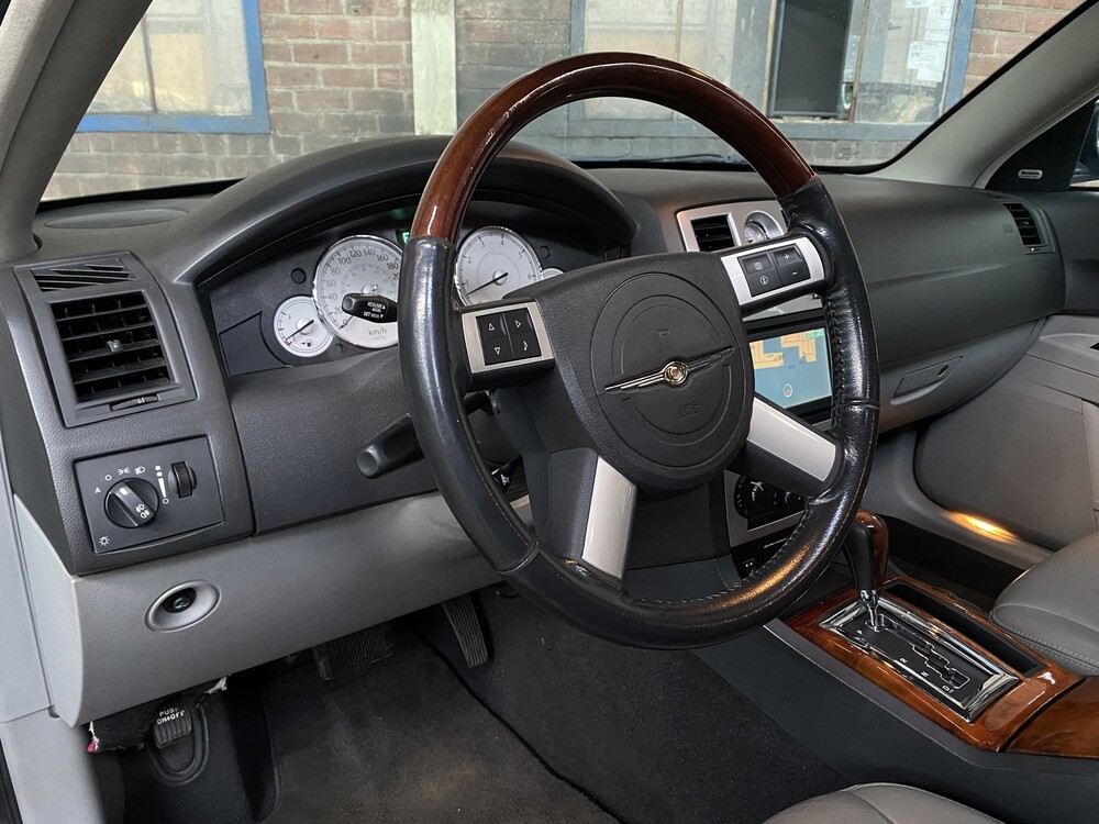 Chrystler 300C HEMI 5.7 V8 340PS 2008 -Youngtimer-