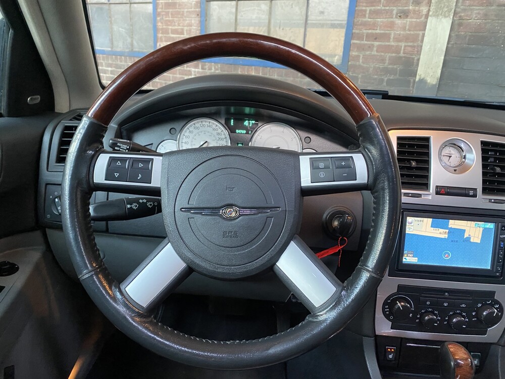 Chrystler 300C HEMI 5.7 V8 340PS 2008 -Youngtimer-