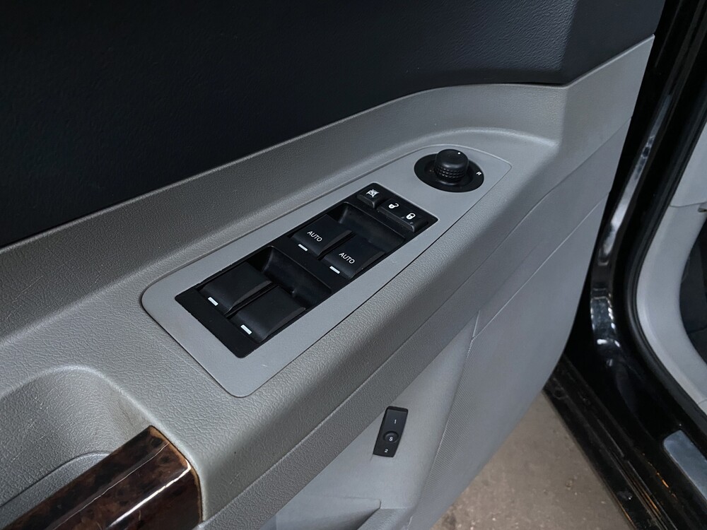 Chrystler 300C HEMI 5.7 V8 340PS 2008 -Youngtimer-