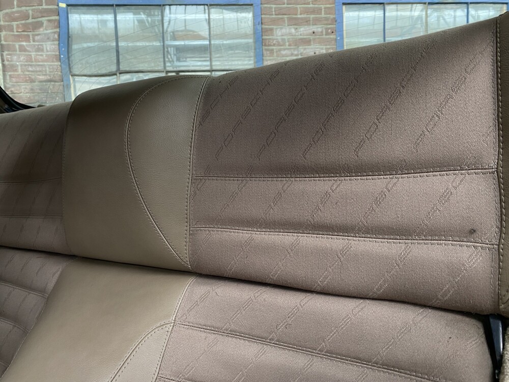 Porsche 924 Coupe 1984