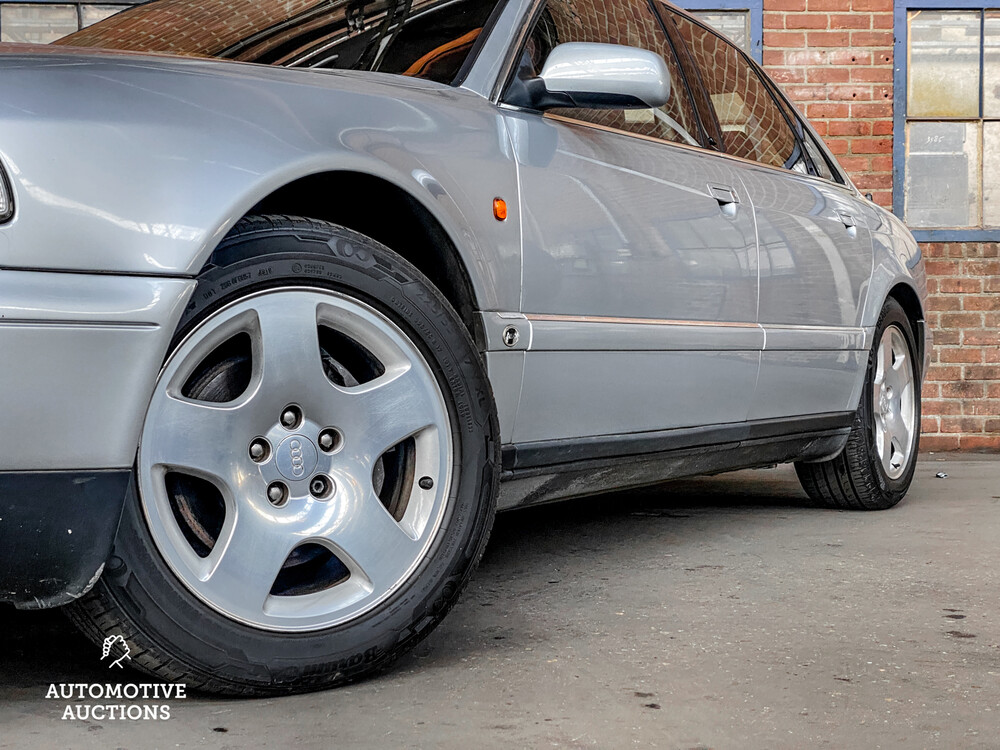 Audi A8 3.7 V8 Quattro 230PS 1996, S-080-ZJ -Youngtimer-